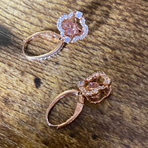 Swarovski rose gold crystal drop earrings NWOT